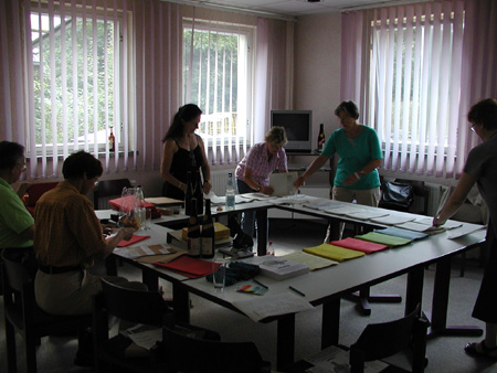 1-legen_der konferenzmappen2